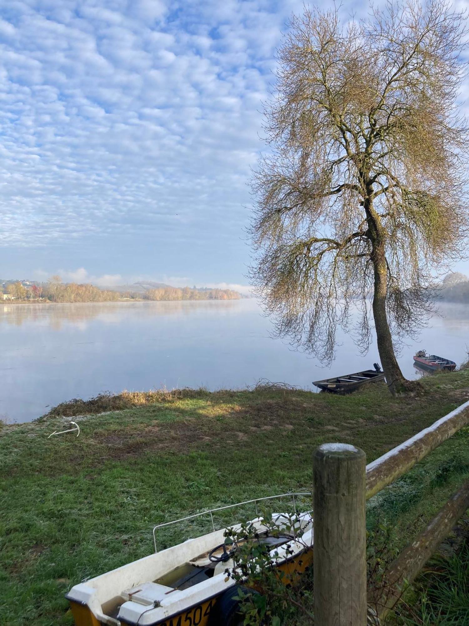 לינה וארוחת בוקר Denée O Bord De Loire מראה חיצוני תמונה